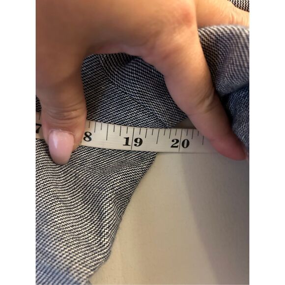 Chaus Linen blend blazer size 6 Petite career minimalist casual light weight - Picture 6 of 8